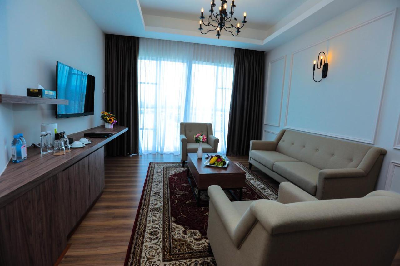 Hotel Casuarina@Kuala Kangsar Bagian luar foto